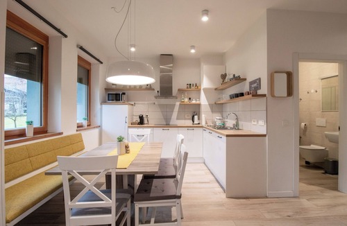 Bohinjska Bistrica Apartment | Old Village House - Catherine's place