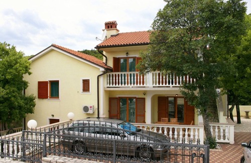 Povile Apartment | One bedroom apartment with terrace Povile, Novi Vinodolski (A-2398-c)