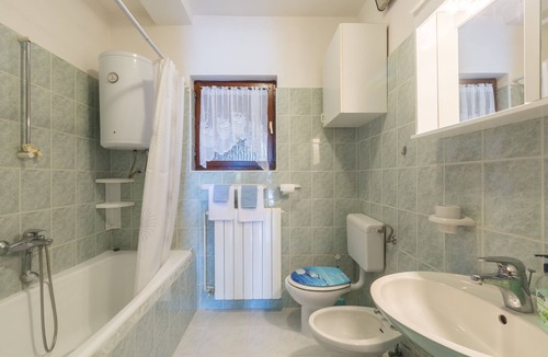 Vosteni Apartment | One bedroom apartment with terrace Sveti Lovreč, Central Istria - Središnja Istra (A-14847-a)