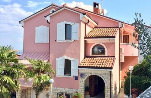 Crveni Vrh Apartment | One bedroom apartment with balcony and sea view Crveni Vrh, Umag (A-27181-a)