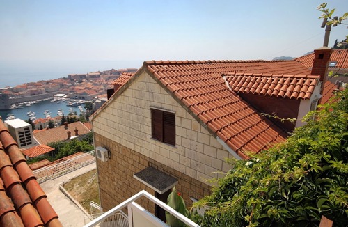 Ploce Apartment | One bedroom apartment with terrace and sea view Dubrovnik (A-9099-a)