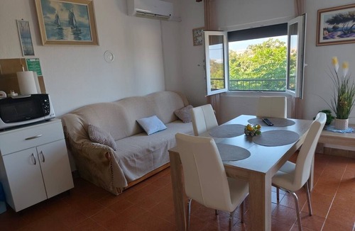 Prizna Apartment | One bedroom apartment with balcony and sea view Prizna, Senj (A-27894-a)