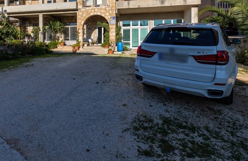 Ratac Apartment | One bedroom apartment with balcony and sea view Makarska (A-22017-a)