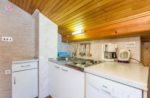 Vantacici Apartment | One bedroom apartment with terrace and sea view Vantačići, Krk (A-5313-a)