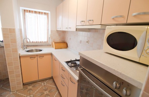 Vinkuran Apartment | One bedroom apartment with terrace Vinkuran (Pula) (A-21016-a)