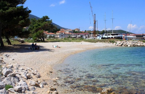 Nerezine Apartment | One bedroom apartment with terrace Nerezine, Lošinj (A-18734-a)