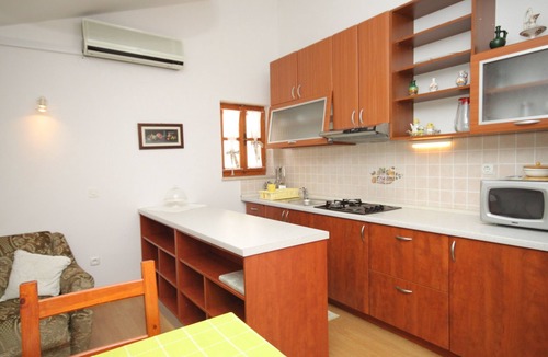 Osor Apartment | One bedroom apartment with terrace Osor, Lošinj (A-8088-a)