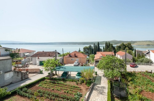 Municipality of Posedarje Apartment | One bedroom apartment with balcony and sea view Posedarje, Novigrad (A-6190-b)