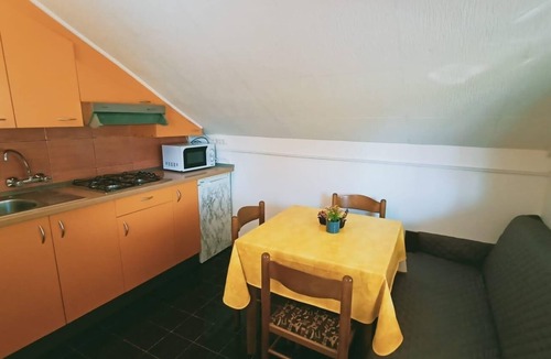 Vinjerac Apartment | One bedroom apartment with terrace Vinjerac, Zadar (A-13985-d)