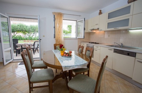 Razanj Apartment | One bedroom apartment near beach Ražanj, Rogoznica (A-7484-c)