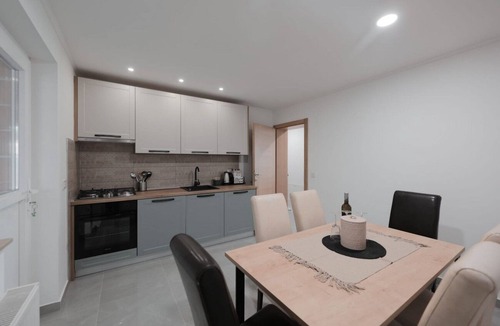 Vrbovec Apartment | One bedroom apartment with air-conditioning Vrbovec, Prigorje (A-22922-b)