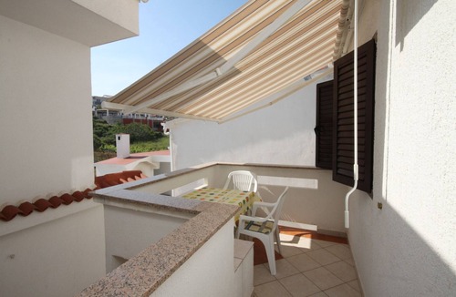 Metajna Apartment | One bedroom apartment near beach Metajna, Pag (A-6486-c)