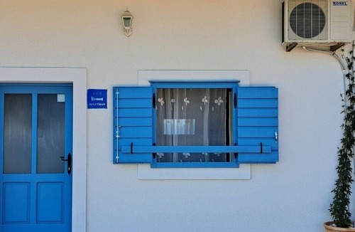 Igrane Apartment | One bedroom apartment near beach Igrane, Makarska (A-21577-b)
