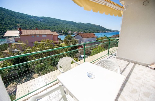 Grebastica Apartment | One bedroom apartment with balcony and sea view Grebaštica, Šibenik (A-14317-a)