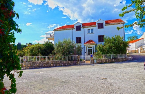 Municipality of Dubrovnik Apartment | One bedroom Apartment with private terrace