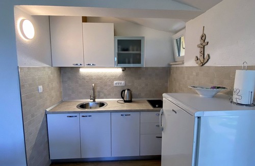 Loviste Apartment | One bedroom apartment with terrace and sea view Lovište, Pelješac (A-10197-a)
