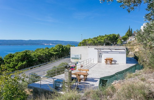 Marusici Apartment | One bedroom apartment with terrace and sea view Marušići, Omiš (A-954-b)