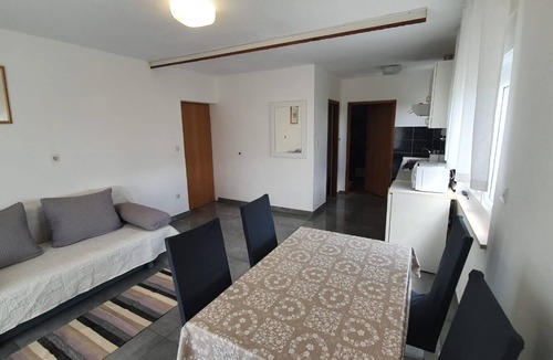 Ljubac Apartment | One bedroom apartment with balcony and sea view Ljubač, Zadar (A-6141-b)