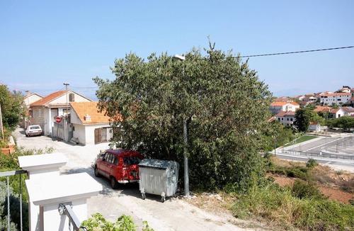 Sutivan Apartment | One bedroom apartment with terrace Sutivan, Brač (A-745-b)