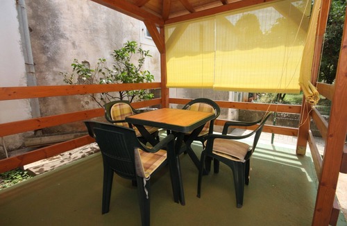 Bozava Apartment | One bedroom apartment with terrace Božava, Dugi otok (A-8100-b)