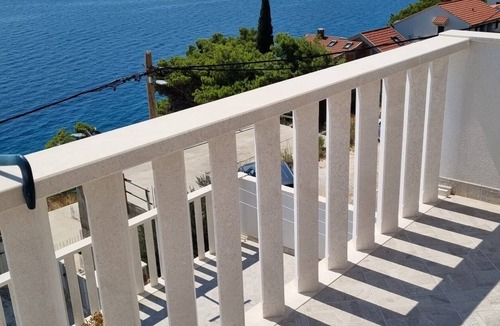 Pisak Apartment | One bedroom apartment with terrace and sea view Pisak, Omiš (A-2827-a)