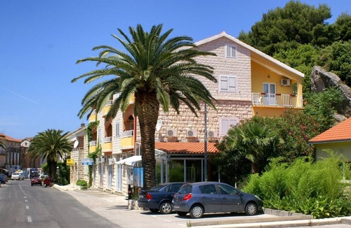 Trpanj Apartment | One bedroom apartment with terrace Trpanj, Pelješac (A-3162-e)
