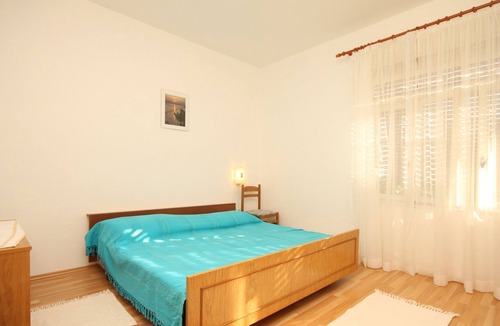 Batalaza Apartment | One bedroom apartment with terrace Ugljan (A-348-b)