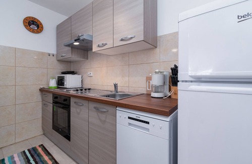 Punat Apartment | One bedroom apartment with terrace and sea view Punat, Krk (A-5351-c)