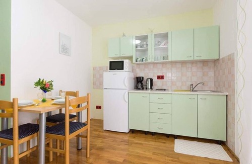 Senj Apartment | One bedroom apartment with a swimming pool Senj (A-23592-d)