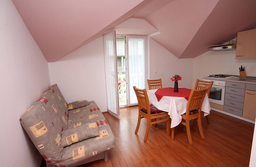 Slano Apartment | One bedroom apartment with balcony Slano, Dubrovnik (A-3183-e)