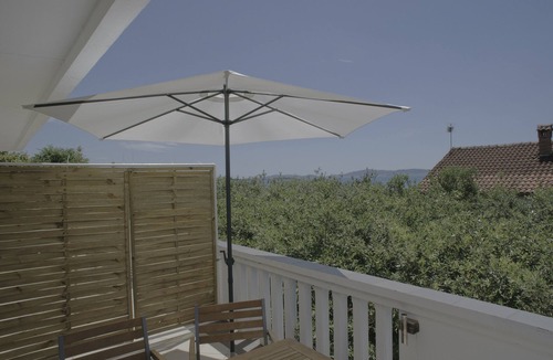 Diklo House | One bedroom apartment with a view
