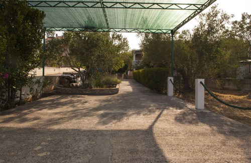 Municipality of Kali Apartment | One bedroom apartment with terrace and sea view Cove Mala Lamjana, Ugljan (A-8449-b)