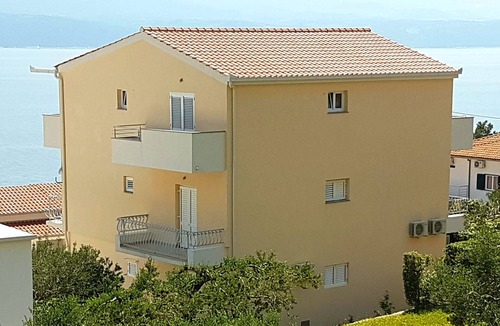 Stanici Apartment | One bedroom apartment with terrace Stanići, Omiš (A-12366-b)
