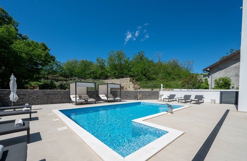 Lopar Apartment | One bedroom apartment with a swimming pool Lopar, Rab (A-25837-b)