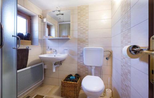 Sveti Ivan Zelina House | One-Bedroom Holiday Home In Hrnjanec