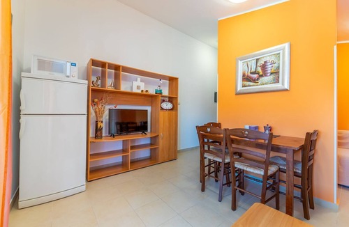 Jurandvor Apartment | Only 350 metres to the pebble beach