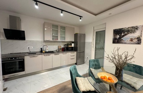 Novi Beograd House | Only Villa close to Airport and the City