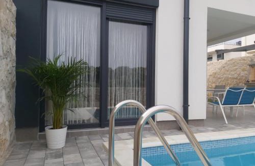 Mandre Apartment | PALMandre (Pag Apartment Luxurious)