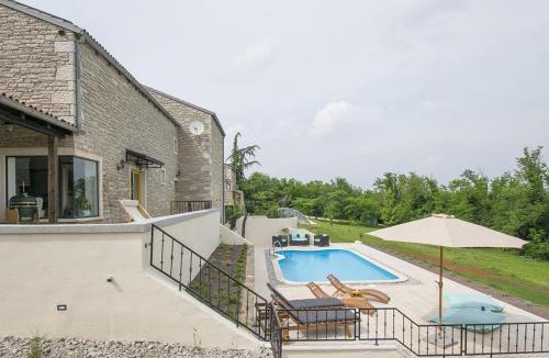 Kircija Villa | Peaceful Villa with Pool & Sauna, La Casa di Kyra