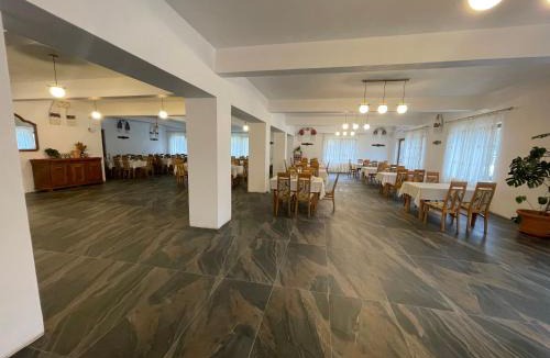 Calinesti House | Pensiunea Cosău