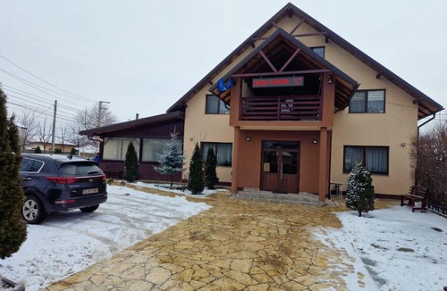 Harlau House | Pensiunea HORA