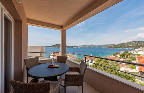 Razanj Apartment | "Perfect runaway" in quiet bay with sea view and heated pool -app for 3 - Mona 2