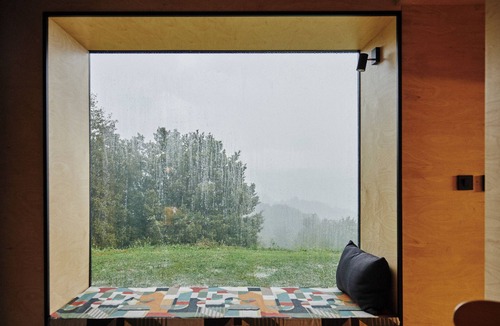 Olimje Cottage | Perunika, modern cottage on Tri Vile estate with an amazing view