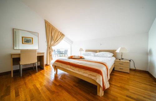 Babin Kuk Apartment | Pervanovo Apartments with Free Parking