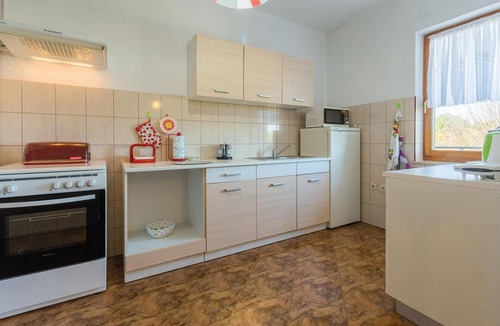 Kruncici Apartment | Pet friendly apartment in Sv.Lovrec with WiFi