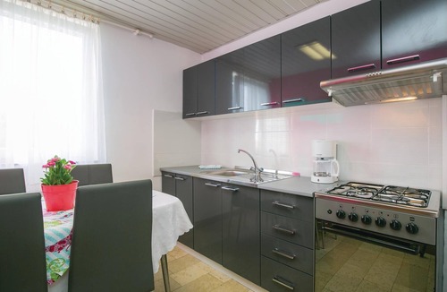Ravni Apartment | Pet friendly apartment in Labin
