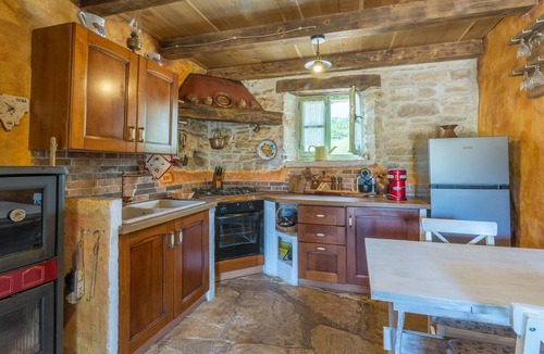 Momjan House | Pet friendly home in Buje