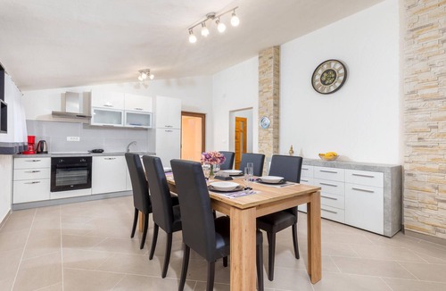 Divsici House | Pet friendly home in Divsici