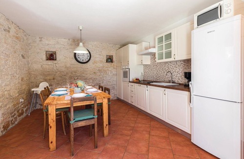 Kringa House | Pet friendly home in Kringa