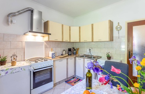 Vinez House | Pet friendly home in Labin with WiFi